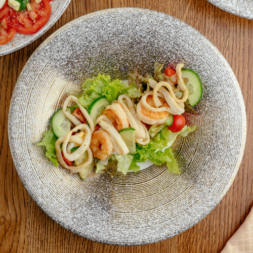 Салат с креветками и кальмаром 210 г.