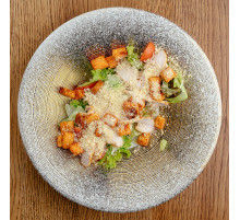Цезарь с курицей 200 г.