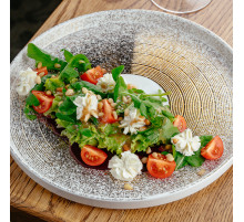 Салат с рукколой, свеклой и сыром 165 г.