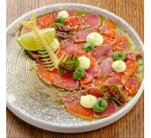 Карпаччо из тунца и лосося 165 г.