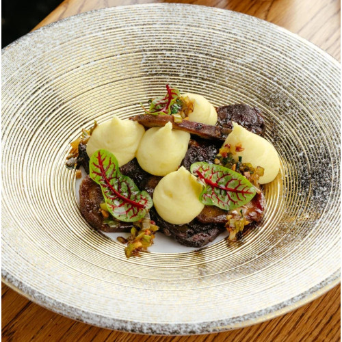 Язык лося с чесночным пюре 255 г.