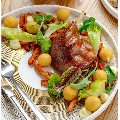 Утиная ножка конфи с горчичным соусом 430 г.